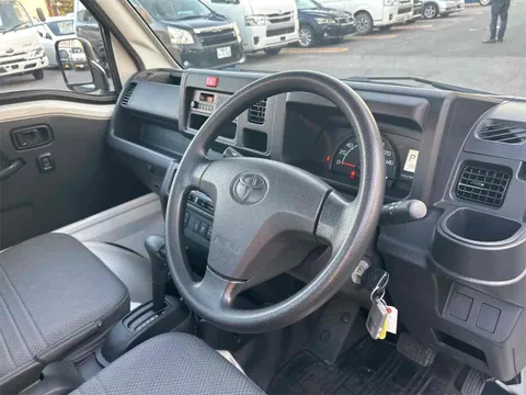 Toyota Pixis Truck