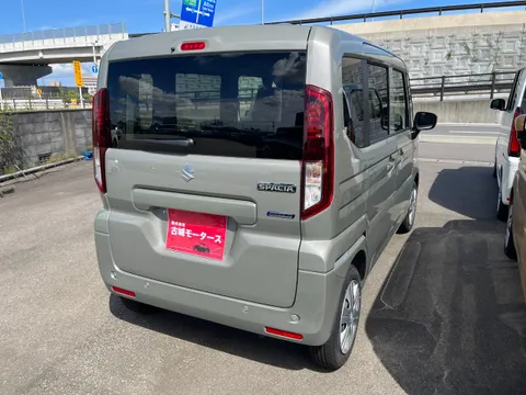 Suzuki Spacia
