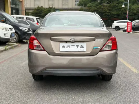 Nissan Sunny