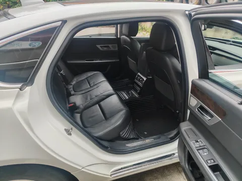 Jaguar XFL
