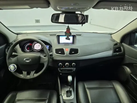 Renault SM3