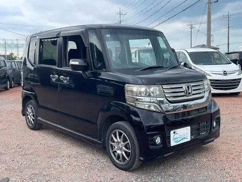 Honda N-BOX Custom