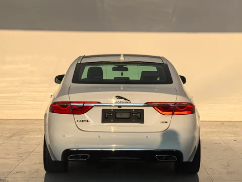 Jaguar XFL