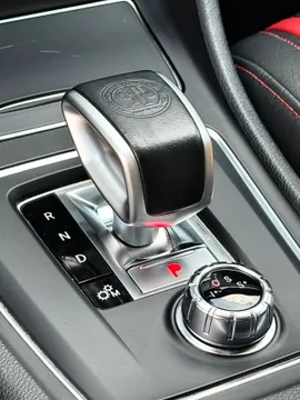 Mercedes-Benz Mercedes-Benz CLA