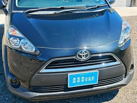 Toyota Sienta