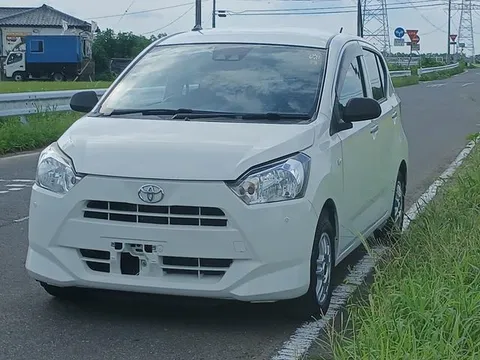 Toyota Pixis Epoch