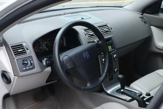 Volvo S40