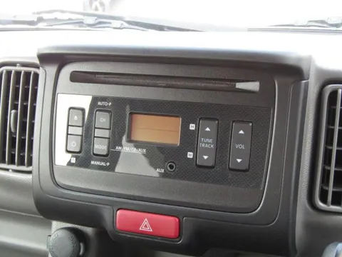 Mitsubishi Minicab Van