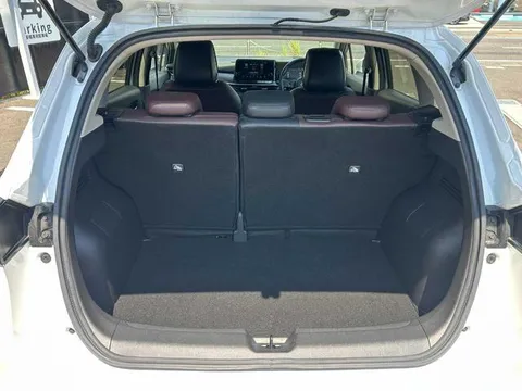 Nissan Note Aura