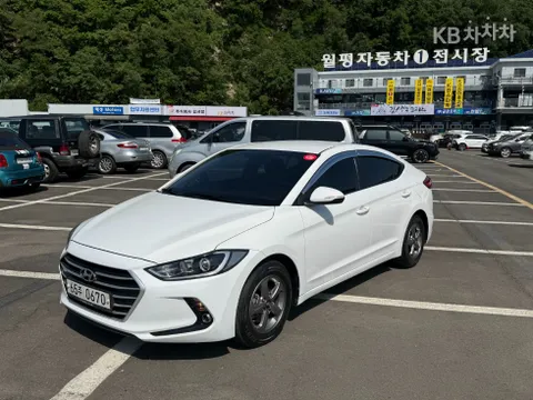 Hyundai Elantra (Avante)