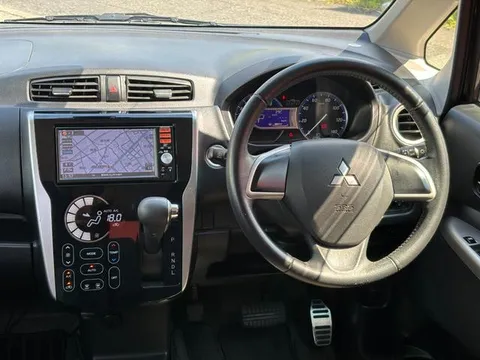Mitsubishi eK Custom