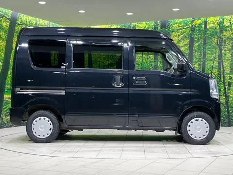 Mitsubishi Minicab Van
