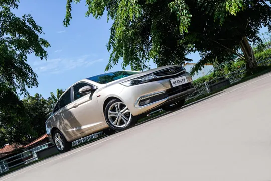 Geely Emgrand GL