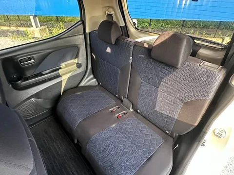 Mitsubishi eK X