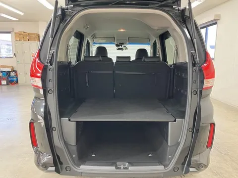 Honda Freed Plus