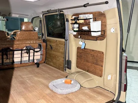 Toyota TownAce Van