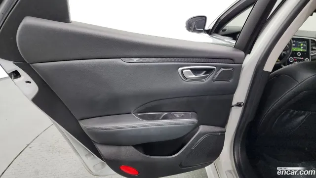 Renault Talisman (SM6)