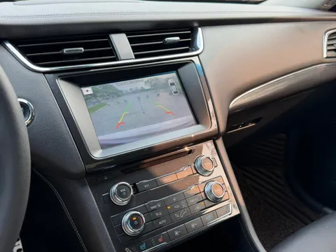 Ford Taurus