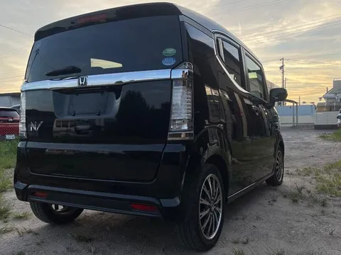 Honda N-BOX Slash