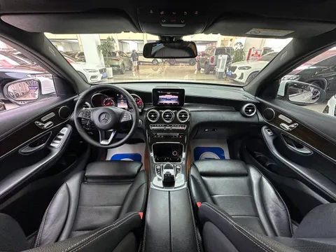 Mercedes-Benz Mercedes-Benz GLC