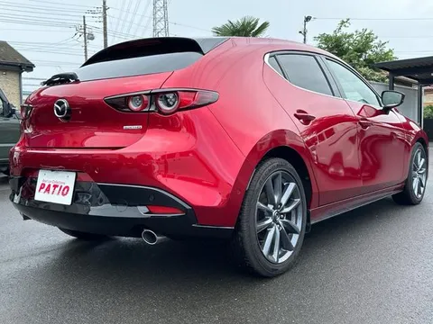 Mazda MAZDA3 Fastback