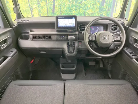 Honda N-BOX Custom