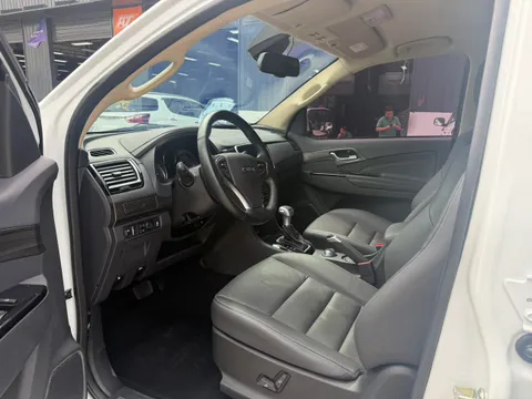 Isuzu mu-X