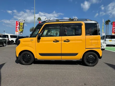 Suzuki Spacia Gear
