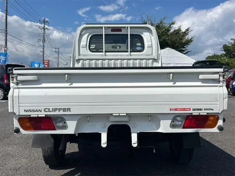 Nissan Clipper Truck