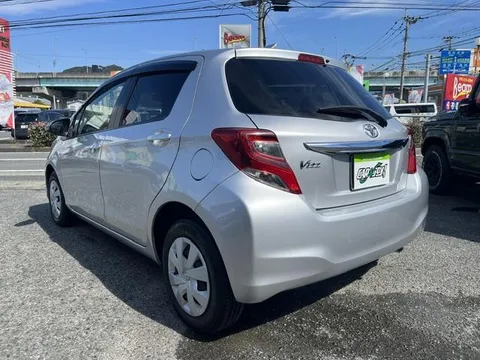 Toyota Yaris (Vitz)