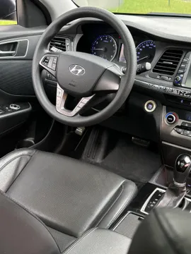 Hyundai Mistra