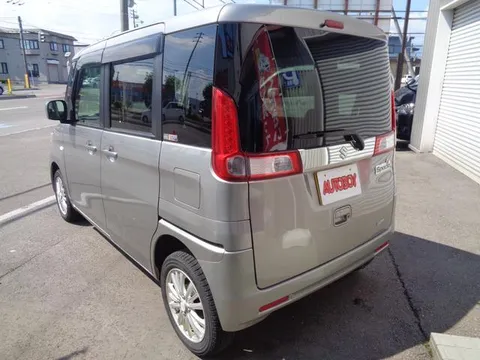 Suzuki Spacia