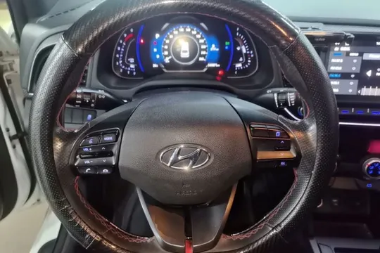 Hyundai Elantra (6th Generation / Lingdong)