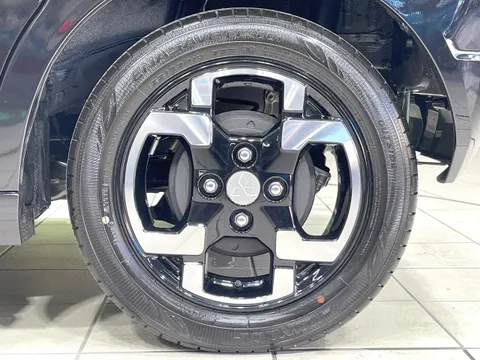 Mitsubishi Delica Mini