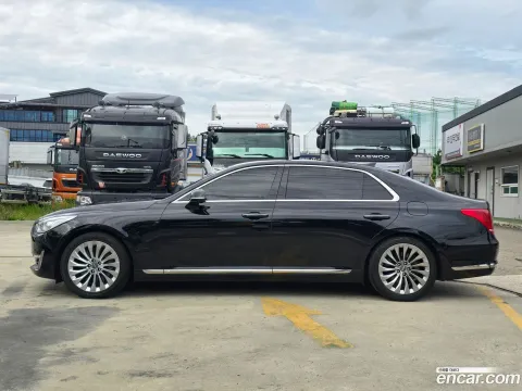 Genesis G90 (EQ900)