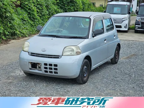 Daihatsu Esse