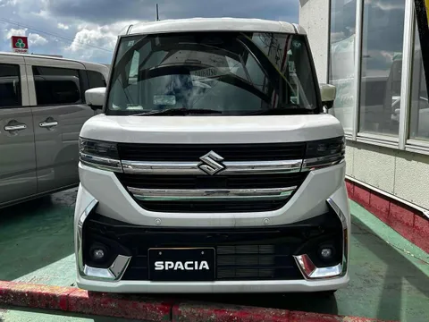Suzuki Spacia Custom