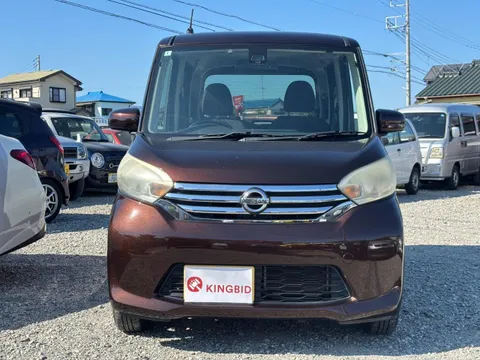 Nissan Dayz Roox