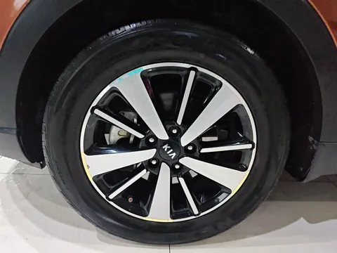 Kia KX3