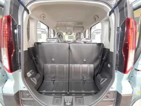 Suzuki Spacia Gear