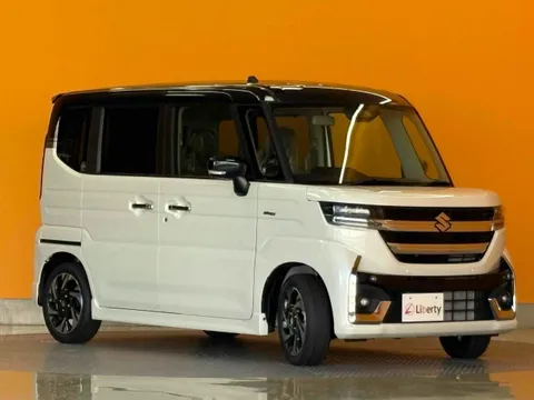 Suzuki Spacia Custom
