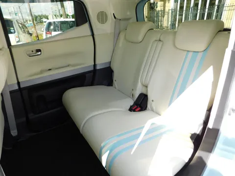 Honda N-BOX Slash