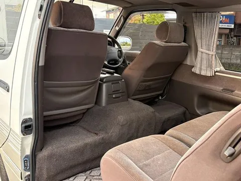 Toyota HiAce Wagon