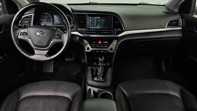 Hyundai Elantra (Avante)