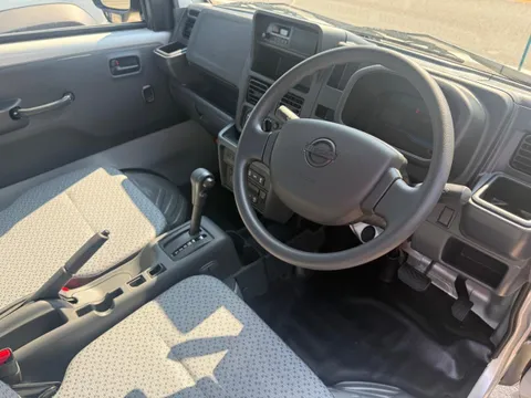 Nissan Clipper Truck