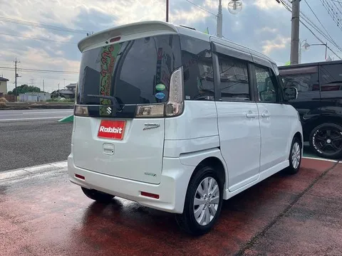 Suzuki Spacia Custom