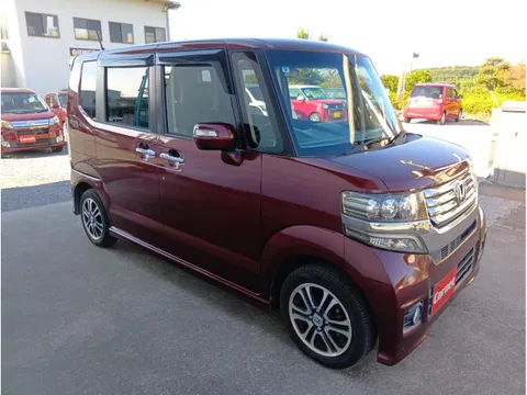 Honda N-BOX Custom