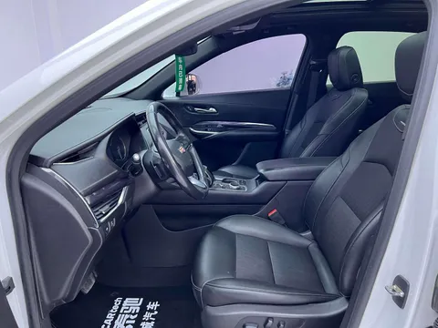 Cadillac XT4