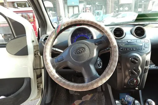 BYD F0