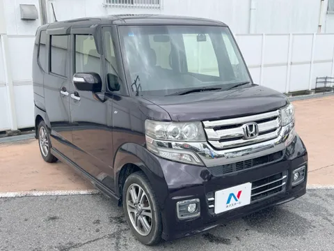 Honda N-BOX Custom